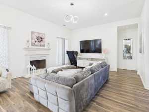 1905 Case Ave (9)