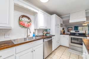 1951 W Twohig Ave (13)