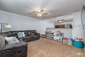 1951 W Twohig Ave (15)