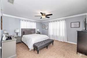 1951 W Twohig Ave (16)