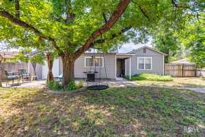 1951 W Twohig Ave (27)