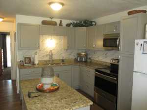 22 E 42nd St (8)