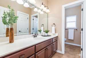 4833 N Bentwood Dr (18)