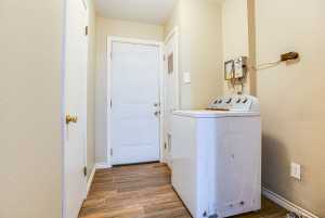 1518 Preusser St (10)