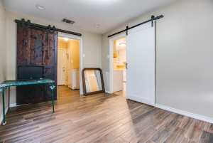 1518 Preusser St (11)