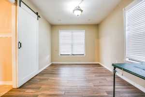 1518 Preusser St (12)