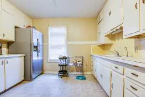 1518 Preusser St (9)