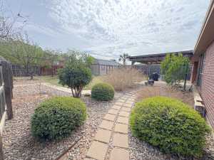 6001 Averill Way (21)