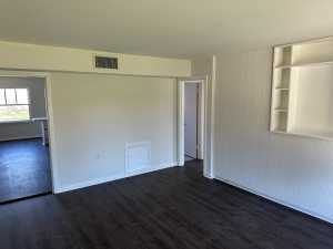 2540 W Harris Ave (5)