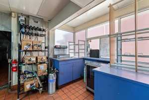 2001 W Harris Ave (16)