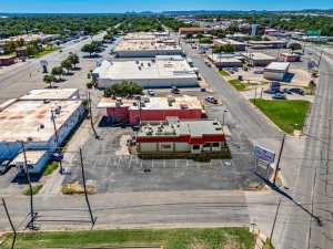2001 W Harris Ave (31)