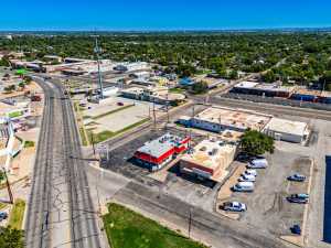 2001 W Harris Ave (33)