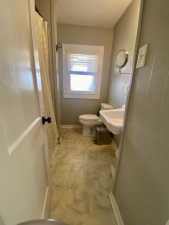 925 E 40th St (12)