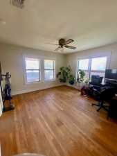 925 E 40th St (8)