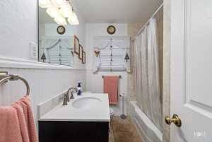 2408 W Ave L (16)