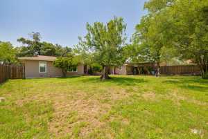 2408 W Ave L (19)