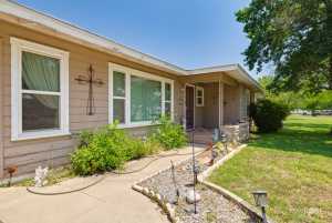 2408 W Ave L (2)