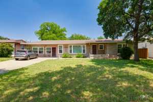 2408 W Ave L (23)