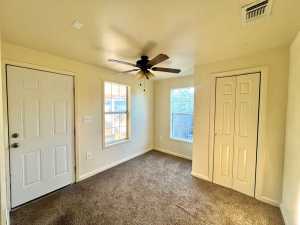 2817 N Irving St (10)