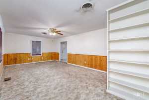 1101 S Crockett St (9)