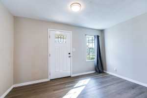 106 W 27th St (18)