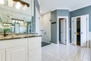 1001 Avondale Ave (23)