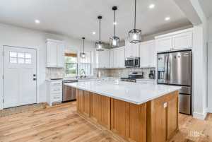 9401 Collett Rd (10)
