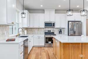 9401 Collett Rd (11)