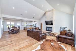 9401 Collett Rd (6)