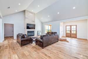 9401 Collett Rd (7)