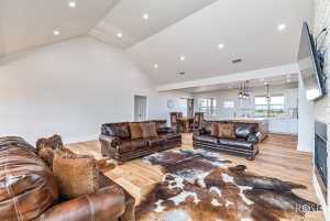 9401 Collett Rd (8)