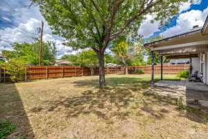 110 Crestwood Dr (22)