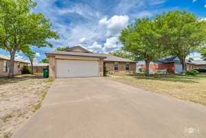 110 Crestwood Dr (3)