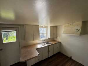 2811 N Irving St (5)
