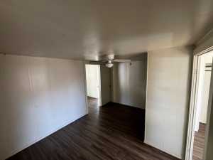 2811 N Irving St (9)