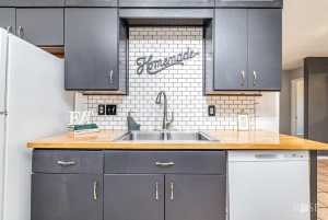 3218 Guadalupe St (11)
