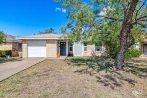 3218 Guadalupe St (27)