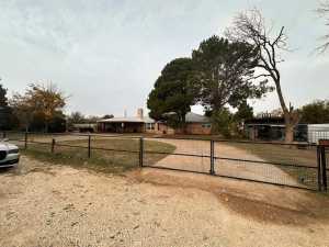 8429 Petunia Ave (2)