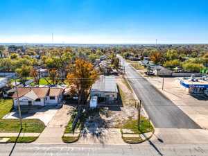 1801 Pulliam St (13)