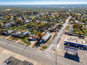 1801 Pulliam St (15)