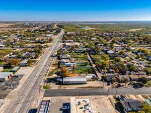 1801 Pulliam St (16)