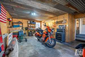 322 S Madison St (44)