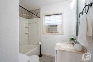 322 S Madison St (57)