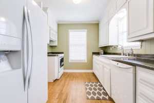 214 N Adams St (14)