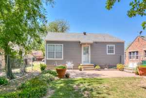214 N Adams St (19)
