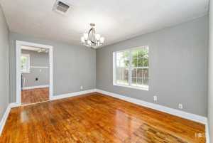 715 N Jackson St (11)