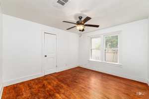 715 N Jackson St (18)