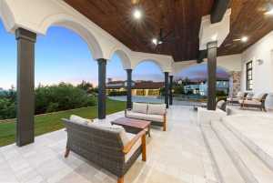 2721 Old Decatur Rd (26)