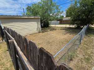 2715 Raney St (12)
