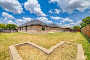 4750 Muirfield Dr (33)